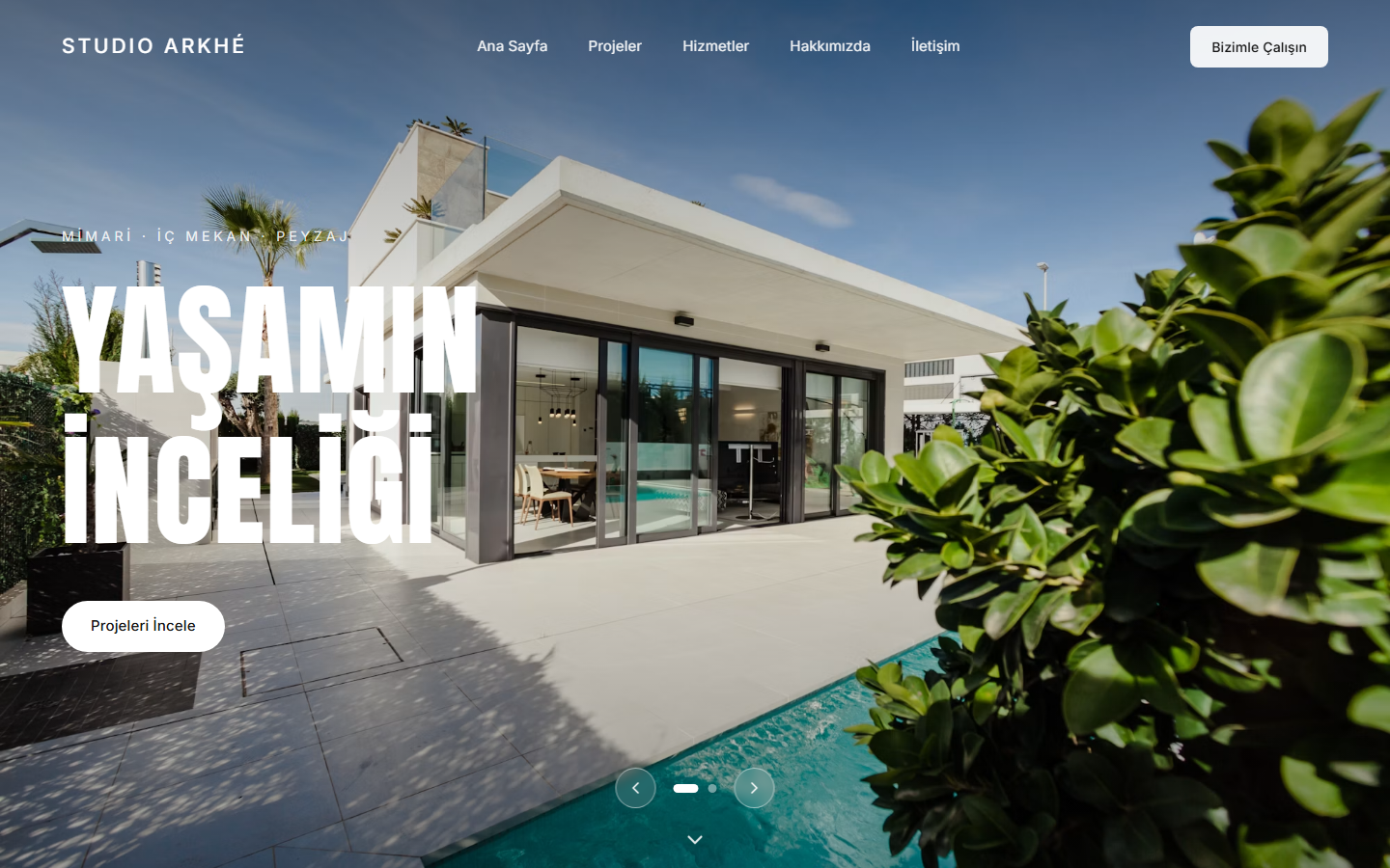 Studio Arkhé web sitesi ekranı